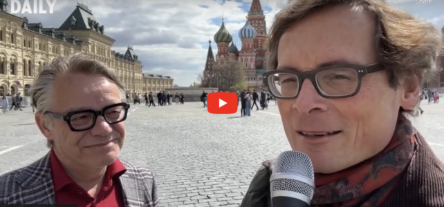 Roger Köppel interviews Peter Hanseler: “The Russians love Putin”.